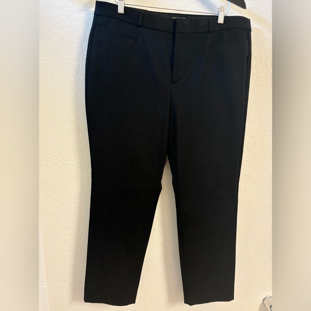 BANANA REPUBLIC - Black Dress Pants - Size 18 (Curvy)
